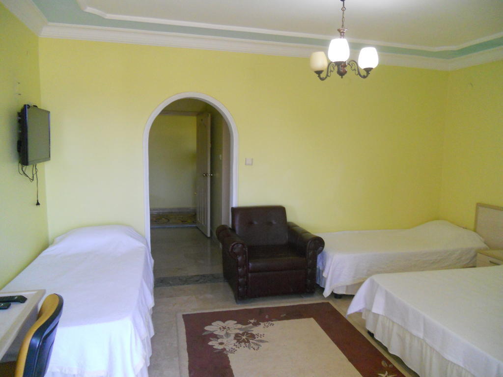 Baris Hotel Erdemli Luaran gambar