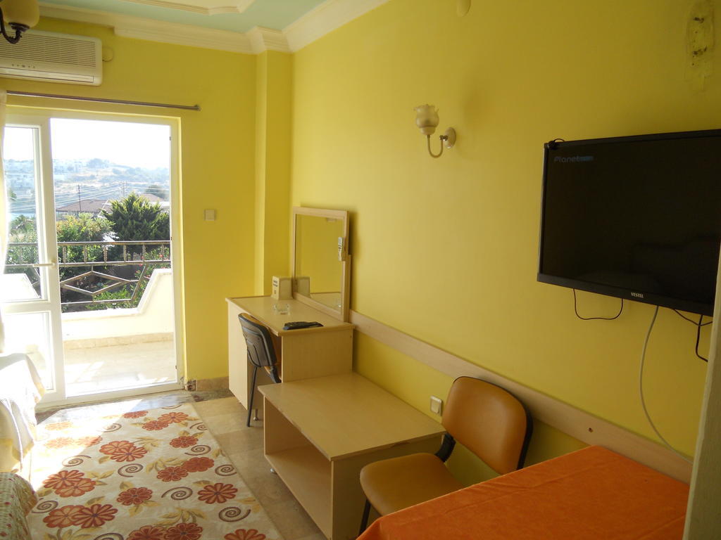 Baris Hotel Erdemli Bilik gambar